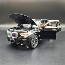 Load image into Gallery viewer, Explorafind 2020 BMW X5 Black 1:24 Die Cast Car
