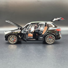 Load image into Gallery viewer, Explorafind 2020 BMW X5 Black 1:24 Die Cast Car
