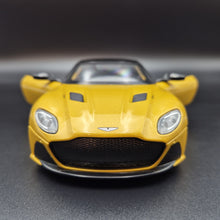Load image into Gallery viewer, Explorafind 2023 Aston Martin DBS Coupe Yellow 1:24 Die Cast Car