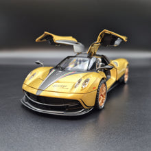 Load image into Gallery viewer, Explorafind 2018 Pagani Huayra Gold 1:24 Die Cast Car
