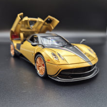 Load image into Gallery viewer, Explorafind 2018 Pagani Huayra Gold 1:24 Die Cast Car