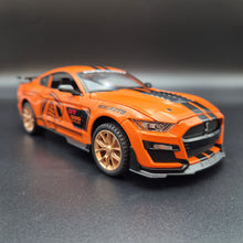 Load image into Gallery viewer, Explorafind 2022 Ford Mustang Shelby GT500 Orange 1:24 Die Cast Car