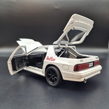 Load image into Gallery viewer, Explorafind 1989 Mazda RX-7 White 1:24 Die Cast Car