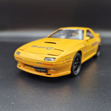 Load image into Gallery viewer, Explorafind 1989 Mazda RX-7 Yellow 1:24 Die Cast Car