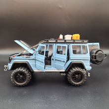 Load image into Gallery viewer, Explorafind 2019 Mercedes-Benz G550 4x4 Squared Sky Blue 1:24 Die Cast SUV
