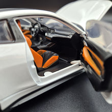 Load image into Gallery viewer, Explorafind 2023 BMW M4 G82 Coupe Pearl White 1:24 Die Cast Car
