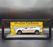 Load image into Gallery viewer, Explorafind 2023 BMW M4 G82 Coupe Pearl White 1:24 Die Cast Car