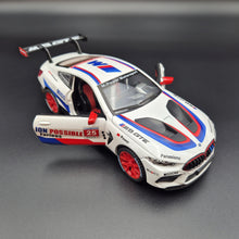 Load image into Gallery viewer, Explorafind 2020 BMW M8 GTE White 1:24 Die Cast Car