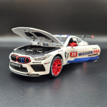 Load image into Gallery viewer, Explorafind 2020 BMW M8 GTE White 1:24 Die Cast Car