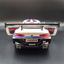 Load image into Gallery viewer, Explorafind 2020 BMW M8 GTE White 1:24 Die Cast Car