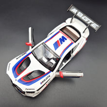 Load image into Gallery viewer, Explorafind 2020 BMW M8 GTE White 1:24 Die Cast Car