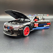 Load image into Gallery viewer, Explorafind 2020 BMW M8 GTE Black 1:24 Die Cast Car