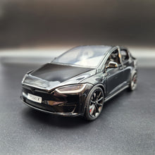 Load image into Gallery viewer, Explorafind 2020 Tesla Model X Black 1:24 Die Cast Car