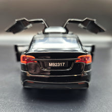 Load image into Gallery viewer, Explorafind 2020 Tesla Model X Black 1:24 Die Cast Car