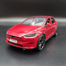 Load image into Gallery viewer, Explorafind 2020 Tesla Model X Red 1:24 Die Cast Car