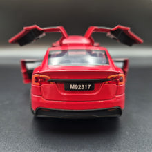 Load image into Gallery viewer, Explorafind 2020 Tesla Model X Red 1:24 Die Cast Car