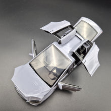 Load image into Gallery viewer, Explorafind 2020 Tesla Model X Grey 1:24 Die Cast Car