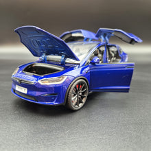 Load image into Gallery viewer, Explorafind 2020 Tesla Model X Blue 1:24 Die Cast Car