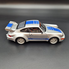 Load image into Gallery viewer, Explorafind 1994 Porsche 964 Turbo Carrera RS Silver 1:24 Die Cast Car