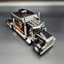 Load image into Gallery viewer, Explorafind Peterbilt 389 AeroCab Style Truck Black 1:24 Die Cast Truck