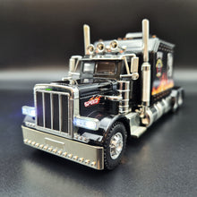 Load image into Gallery viewer, Explorafind Peterbilt 389 AeroCab Style Truck Black 1:24 Die Cast Truck