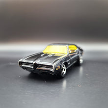 Load image into Gallery viewer, Hot Wheels 2005 '69 Pontiac GTO Black #18 2005 First Editions Realistix 18/20