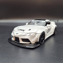 Load image into Gallery viewer, Explorafind 2023 Toyota Supra White 1:24 Die Cast Car