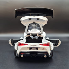 Load image into Gallery viewer, Explorafind 2023 Toyota Supra White 1:24 Die Cast Car
