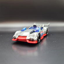 Load image into Gallery viewer, Hot Wheels 2017 GT Hunter Grey Fan Stands Loose