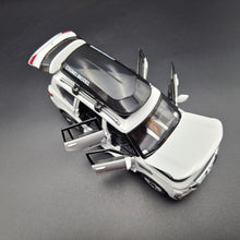 Load image into Gallery viewer, Explorafind 2023 Nissan Patrol White 1:32 Die Cast Car