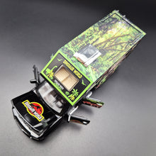 Load image into Gallery viewer, Explorafind 2022 Chevrolet Silverado Camper Black 1:32 Die Cast Pickup