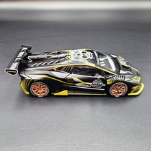 Load image into Gallery viewer, Explorafind 2022 Lamborghini Huracán LP 620-2 Super Trofeo EVO2 Satin Black 1:32 Die Cast Car