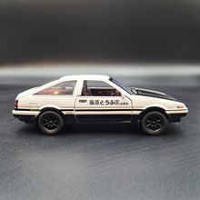 Load image into Gallery viewer, Explorafind 1986 Toyota Trueno AE86 "Initial D" White 1:32 Die Cast Car