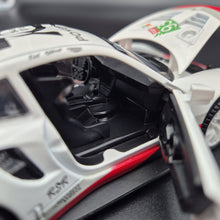 Load image into Gallery viewer, Explorafind 2019 Porsche 911 RSR White 1:32 Die Cast Car