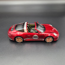 Load image into Gallery viewer, Explorafind 2021 Porsche 911 Targa 4S Red 1:32 Die Cast Car
