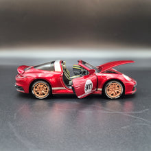 Load image into Gallery viewer, Explorafind 2021 Porsche 911 Targa 4S Red 1:32 Die Cast Car