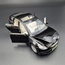 Load image into Gallery viewer, Explorafind 2021 Tesla Model 3 Black 1:32 Die Cast Car