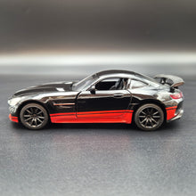 Load image into Gallery viewer, Explorafind 2019 Mercedes-Benz GT Black/Red 1:32 Die Cast Car