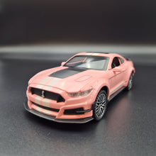 Load image into Gallery viewer, Explorafind 2022 Ford Mustang Shelby GT500 Pink 1:32 Die Cast Car