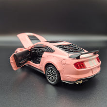 Load image into Gallery viewer, Explorafind 2022 Ford Mustang Shelby GT500 Pink 1:32 Die Cast Car
