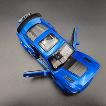 Load image into Gallery viewer, Explorafind 2022 Ford Mustang Shelby GT500 Blue 1:32 Die Cast Car