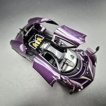 Load image into Gallery viewer, Explorafind 2018 Pagani Huayra Purple 1:32 Die Cast Car