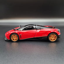 Load image into Gallery viewer, Explorafind 2018 Pagani Huayra Red 1:32 Die Cast Car