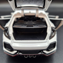 Load image into Gallery viewer, Explorafind 2021 Honda Civic Type White 1:32 Die Cast Car