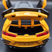 Load image into Gallery viewer, Explorafind 2020 Chevrolet Camaro ZL1 Yellow 1:32 Die Cast Car