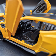 Load image into Gallery viewer, Explorafind 2020 Chevrolet Camaro ZL1 Yellow 1:32 Die Cast Car