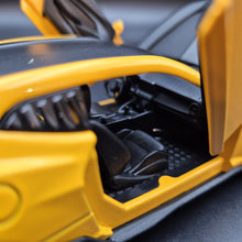 Load image into Gallery viewer, Explorafind 2020 Chevrolet Camaro ZL1 Yellow 1:32 Die Cast Car