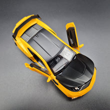 Load image into Gallery viewer, Explorafind 2020 Chevrolet Camaro ZL1 Yellow 1:32 Die Cast Car