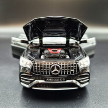 Load image into Gallery viewer, Explorafind 2022 Mercedes-Benz Maybach GLE 63 S Black 1:36 Die Cast Car