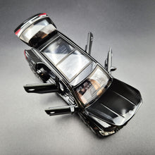 Load image into Gallery viewer, Explorafind 2022 Mercedes-Benz Maybach GLE 63 S Black 1:36 Die Cast Car